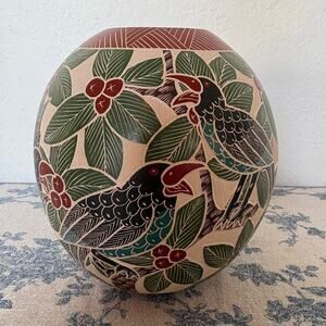 Mata Ortiz Pottery 2 Birds Design by Heri Mora Vase